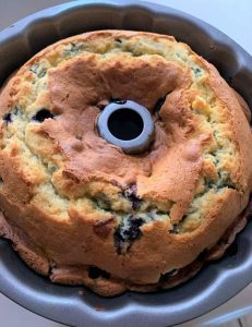Blueberry Sour Cream Coffee Cake – LandsFood